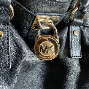 Michael Kors purse for sale!